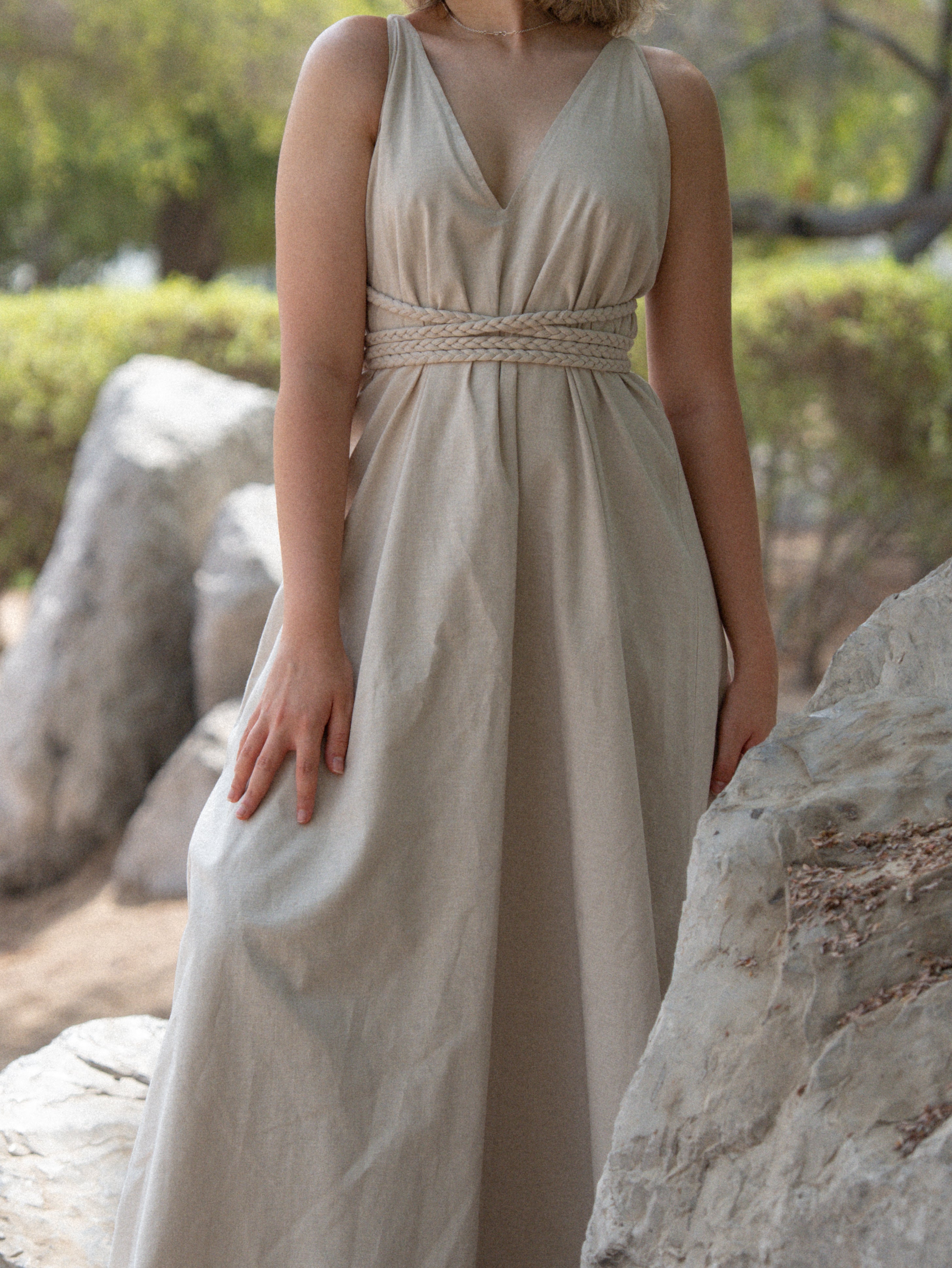 Naseem Linen Open-Back Dress Off White